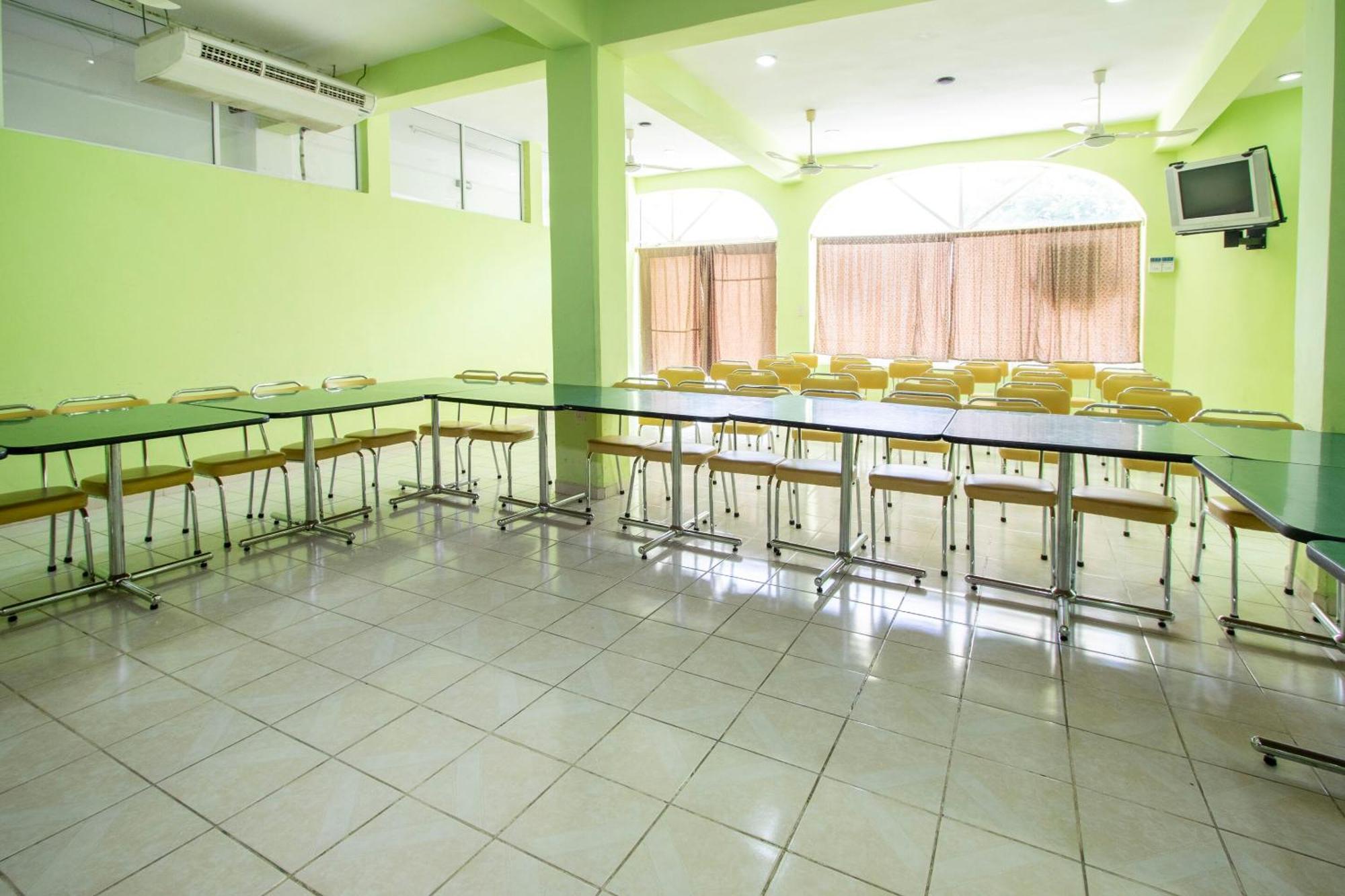 Oyo Hotel Estacion,Jose Cardel,Parque Central Revolucion Екстер'єр фото