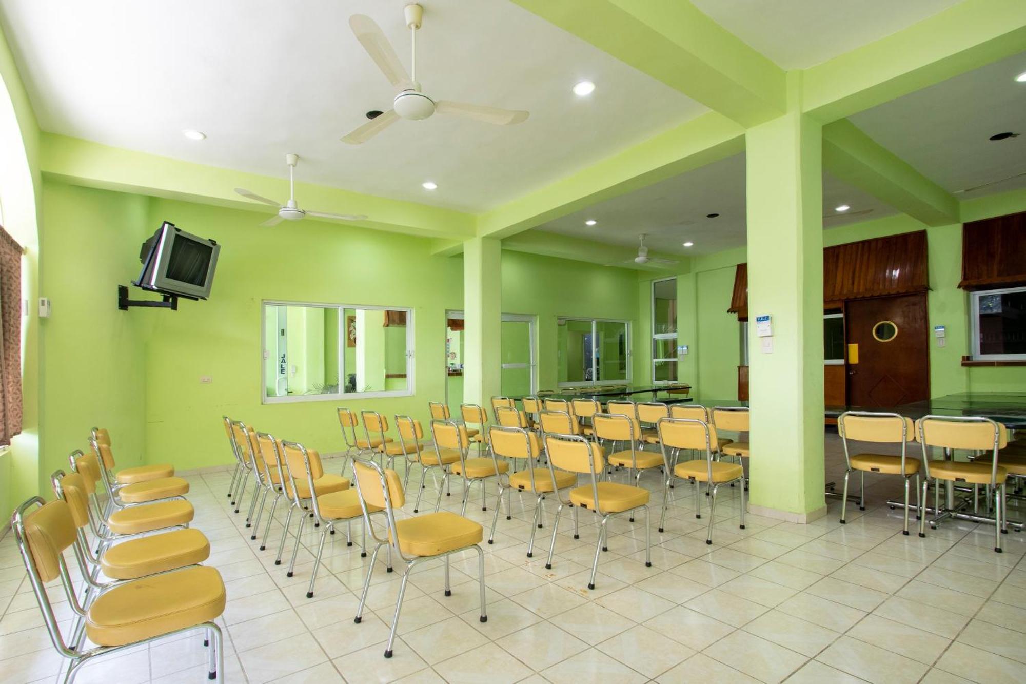 Oyo Hotel Estacion,Jose Cardel,Parque Central Revolucion Екстер'єр фото