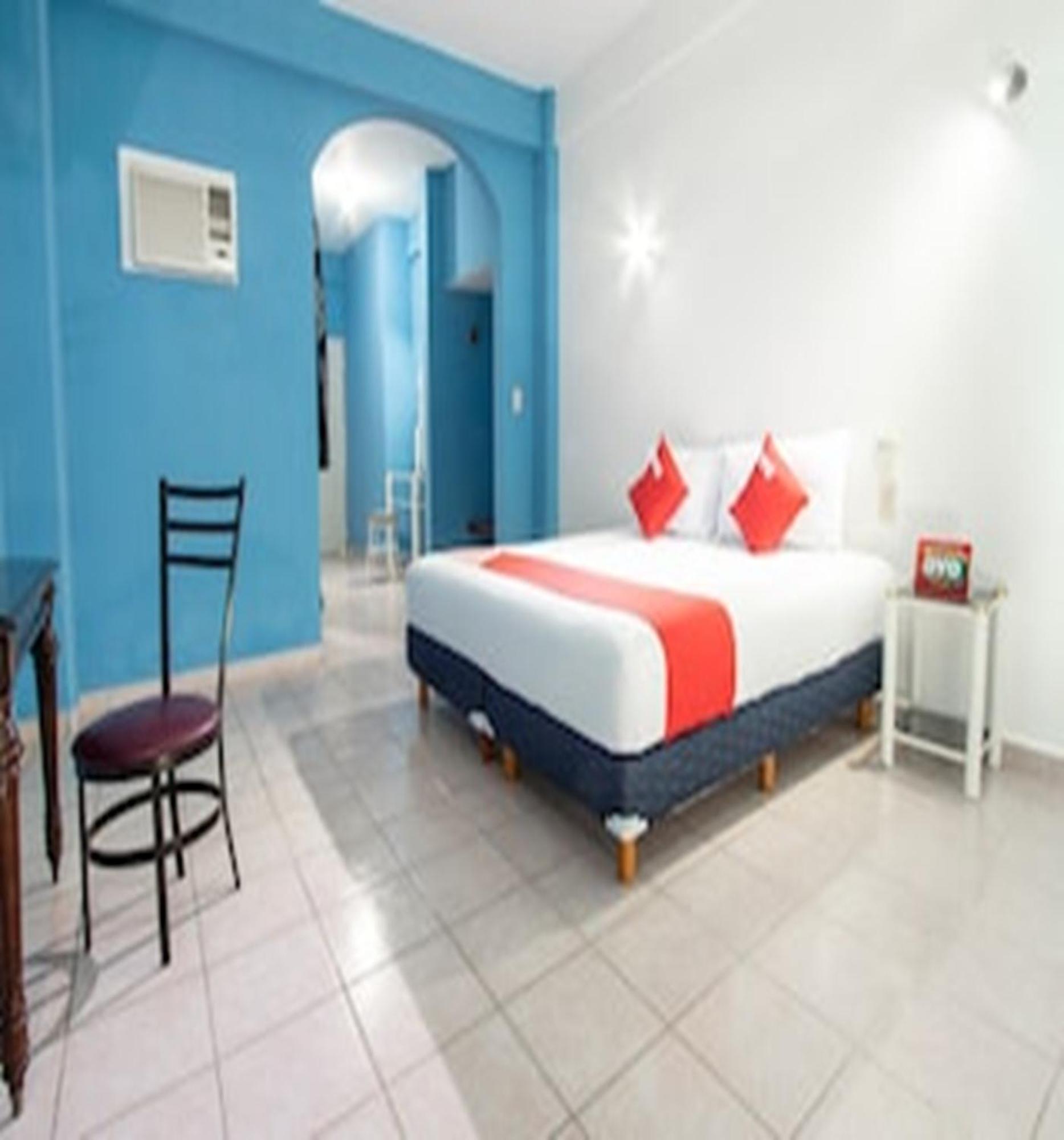 Oyo Hotel Estacion,Jose Cardel,Parque Central Revolucion Екстер'єр фото