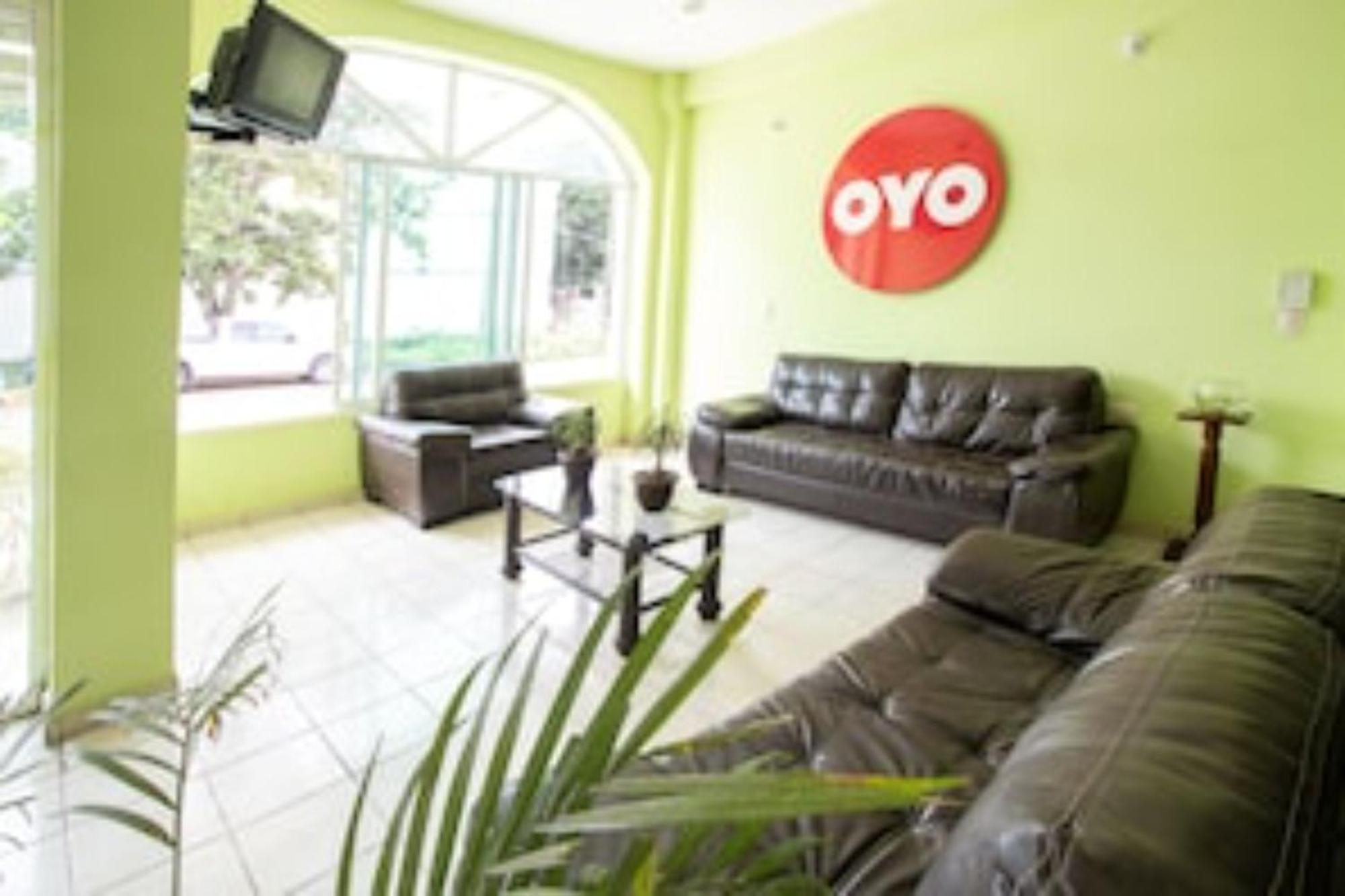 Oyo Hotel Estacion,Jose Cardel,Parque Central Revolucion Екстер'єр фото