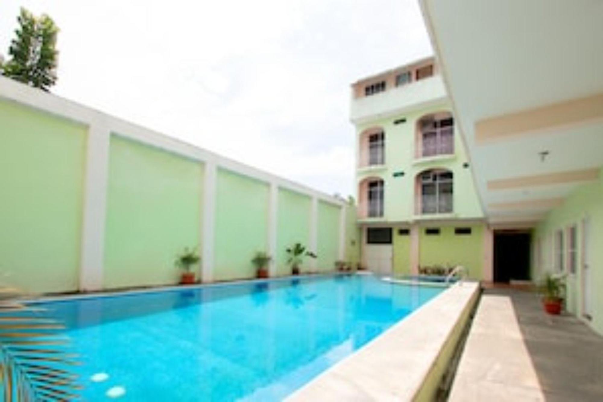 Oyo Hotel Estacion,Jose Cardel,Parque Central Revolucion Екстер'єр фото